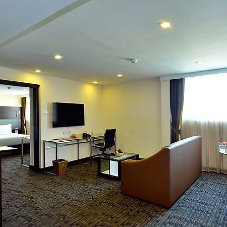 White Orchid Hotel Bangkok Exterior photo